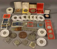 Médailles commémoratives de RDA de différents types, 1949-89