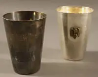 Deux gobelets militaires commémoratifs, Empire allemand 1933-45