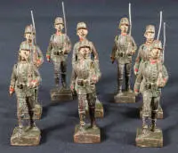 Vojna igračka, 8 vojnika u maršu, marka Lineol Germany prije 1945., njemački