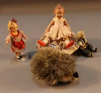 Lote de muñecas más peluche, RFA años 50