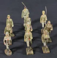 Militært legetøj, 10 soldater - marcherende, mærke Lineol Germany før 1945, tysk