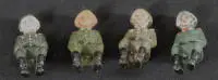 Militært legetøj, fire soldater, DDR og ældre