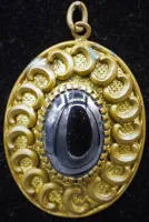 Pendentif ovale en onyx décoré 1920 - 1930, allemand