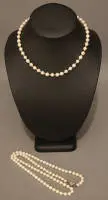 Deux colliers de perles, années 1920, allemands