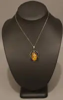 Pendentif Art nouveau avec chaîne, vers 1900