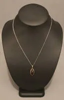 Jugendstil Damenkette mit Anhänger in Silber der Jahrhundertwende