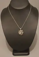 Chaîne de dame en argent avec pendentif, années 1930, allemande