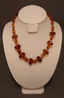 Collier en ambre taille Königsberg, années 1930, allemand