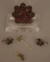 Parure de bijoux en grenat, Bohême avant 1900
