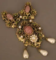 Broche historiciste vers 1880, allemande
