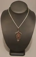 Pendentif grenat de style historiciste, Bohême vers 1860-80