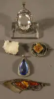 Quatre pendentifs de collier en argent, seconde moitié du 20e s., allemands
