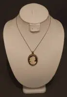Pendentif camée historiciste en or, Empire allemand vers 1890