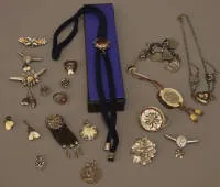Bijoux traditionnels - lot, seconde moitié du 20e siècle, allemands