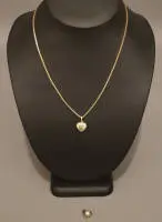 Chaîne femme en or avec pendentif, années 1970-1980, allemande