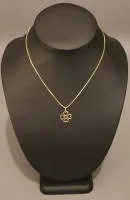 Chaîne en or avec pendentif, seconde moitié du 20e s., allemande