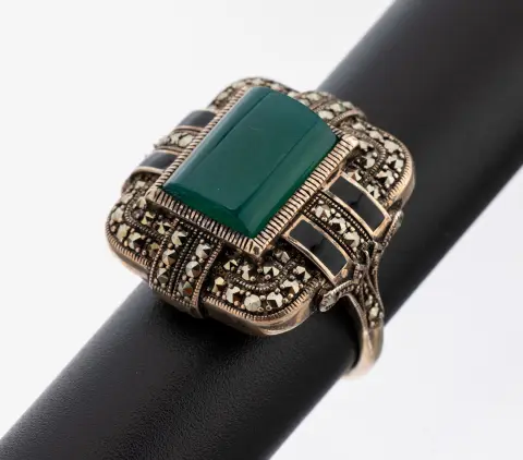 Bague Art déco agate-marcassite, années 1930, argent 925, design géométrique, central