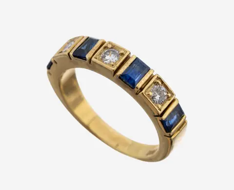 14 kt goud saffier-briljant ring, geelgoud 585/000, 4 saffier baguettes totaal ca. 0.20 ct,
