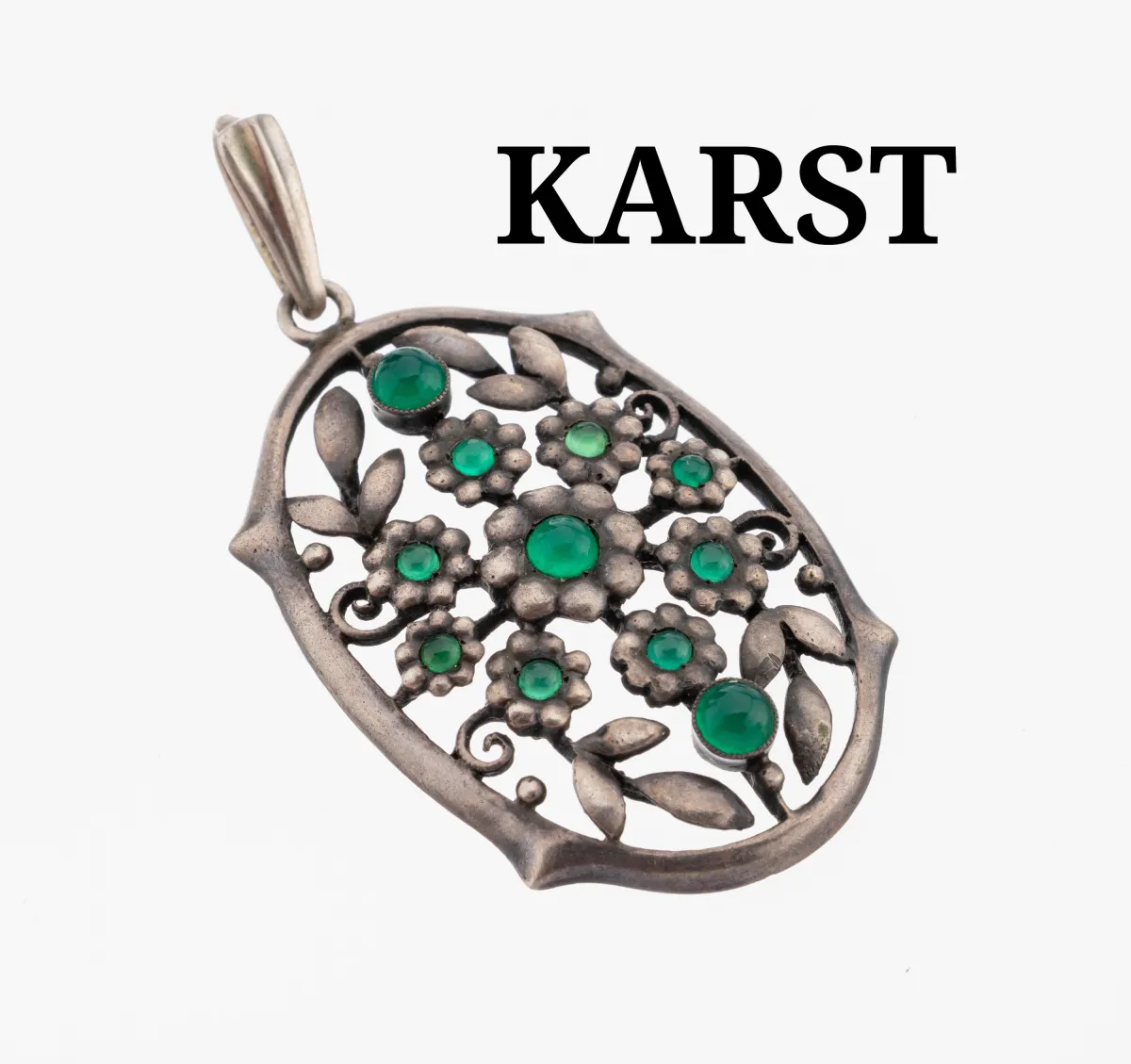 Pendentif agate, vers 1890-1900, argent 800, forme ovale, ajouré, floral