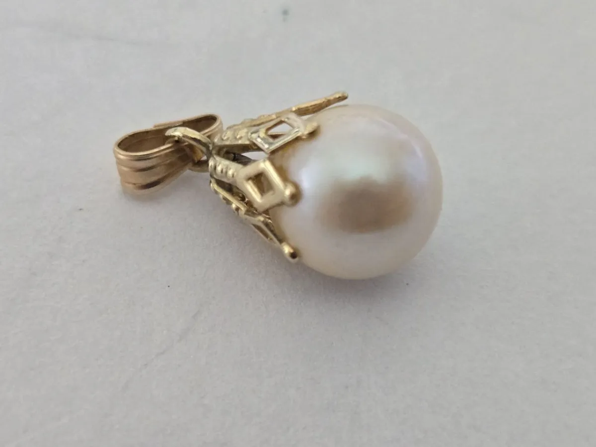 Perlenanhänger im Vintage-Stil (14 Karat)