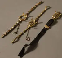 Drei Damentaschenuhren-Armbänder, Deutsches Reich um 1890-1910