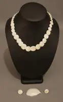 Damenschmuck dreiteiliges Set, neuzeitlich