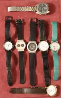 Siete relojes de pulsera de hombre, época moderna