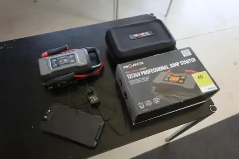 Projecta 启动辅助器