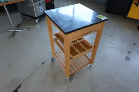 1 x carrello da cucina