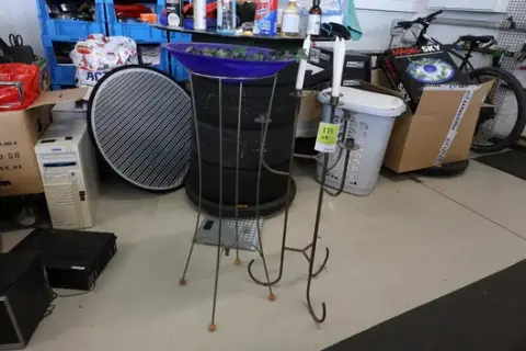 1 adet mumluk, 1 adet dekoratif hava nemlendirici