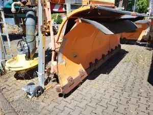 Mehrscharschneepflug Beilhack PV 30-3