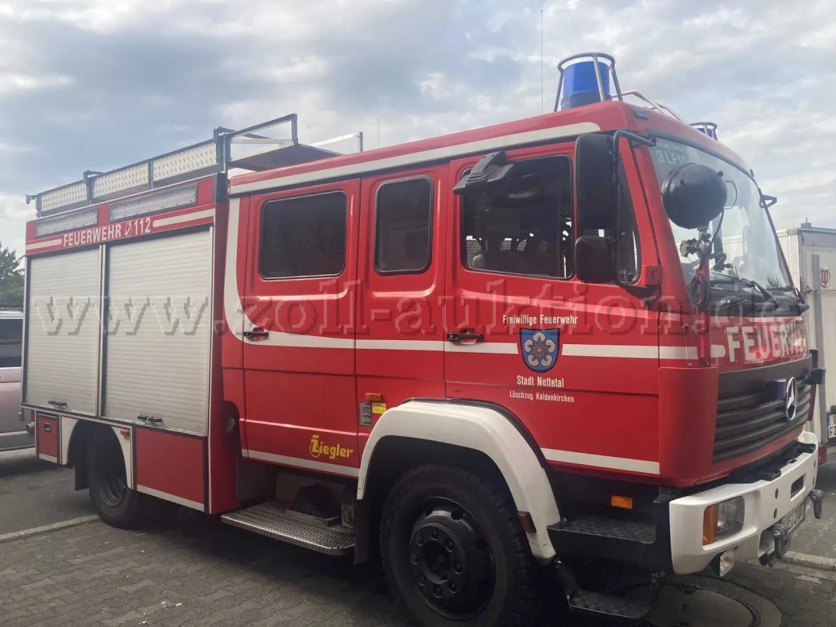 1 辆 Mercedes-Benz 917 AF，配 Ziegler 上装，型号 LF 8-6