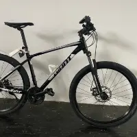 Bicicleta de montaña (Giant)