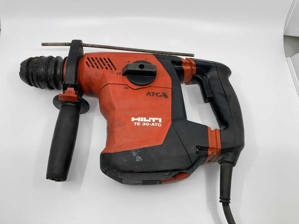 1台Hilti电锤TE 30-ATC