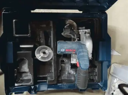 1 mini ručna kružna pila, marka: Bosch, tip: Professional, u koferu