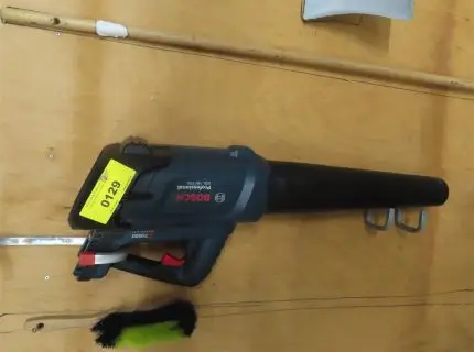 1 акумуляторний садовий пилосос-повітродувка, вир.: Bosch, тип: Professional