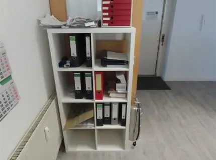 1 kockasta polica, 8 polja