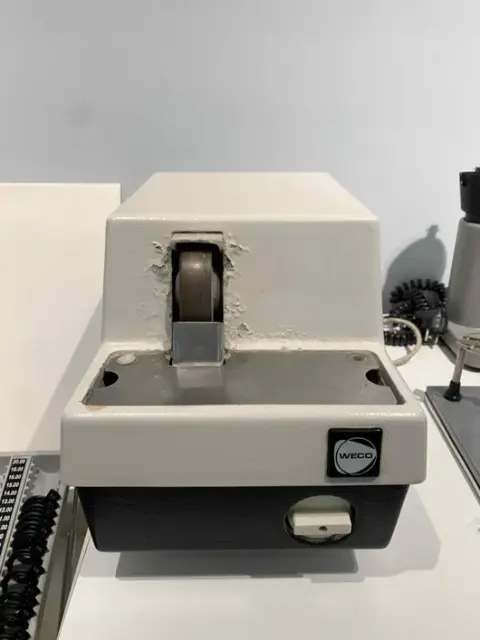 Weco 手动磨石