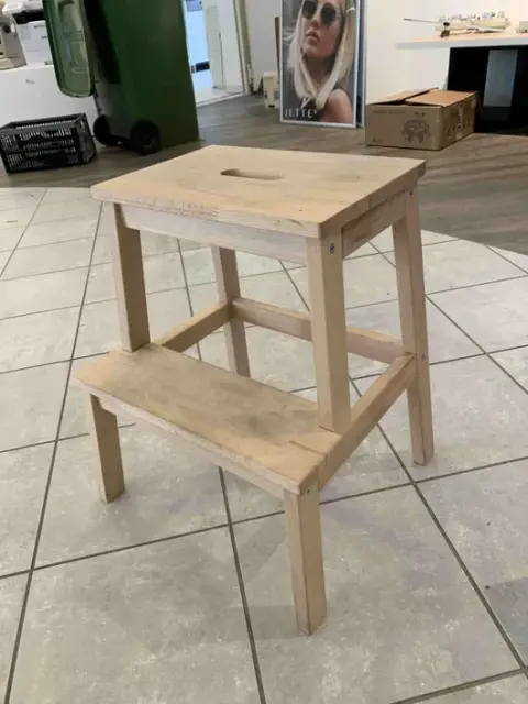 Taburete IKEA BEKVÄM