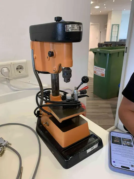 Taladro de columna automático Glaeser