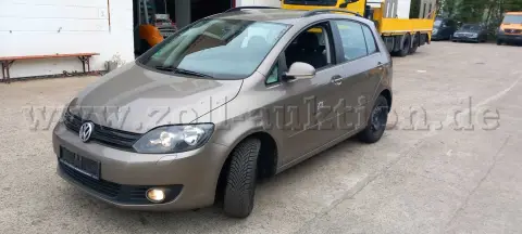 1 Volkswagen Golf Plus 1 KP