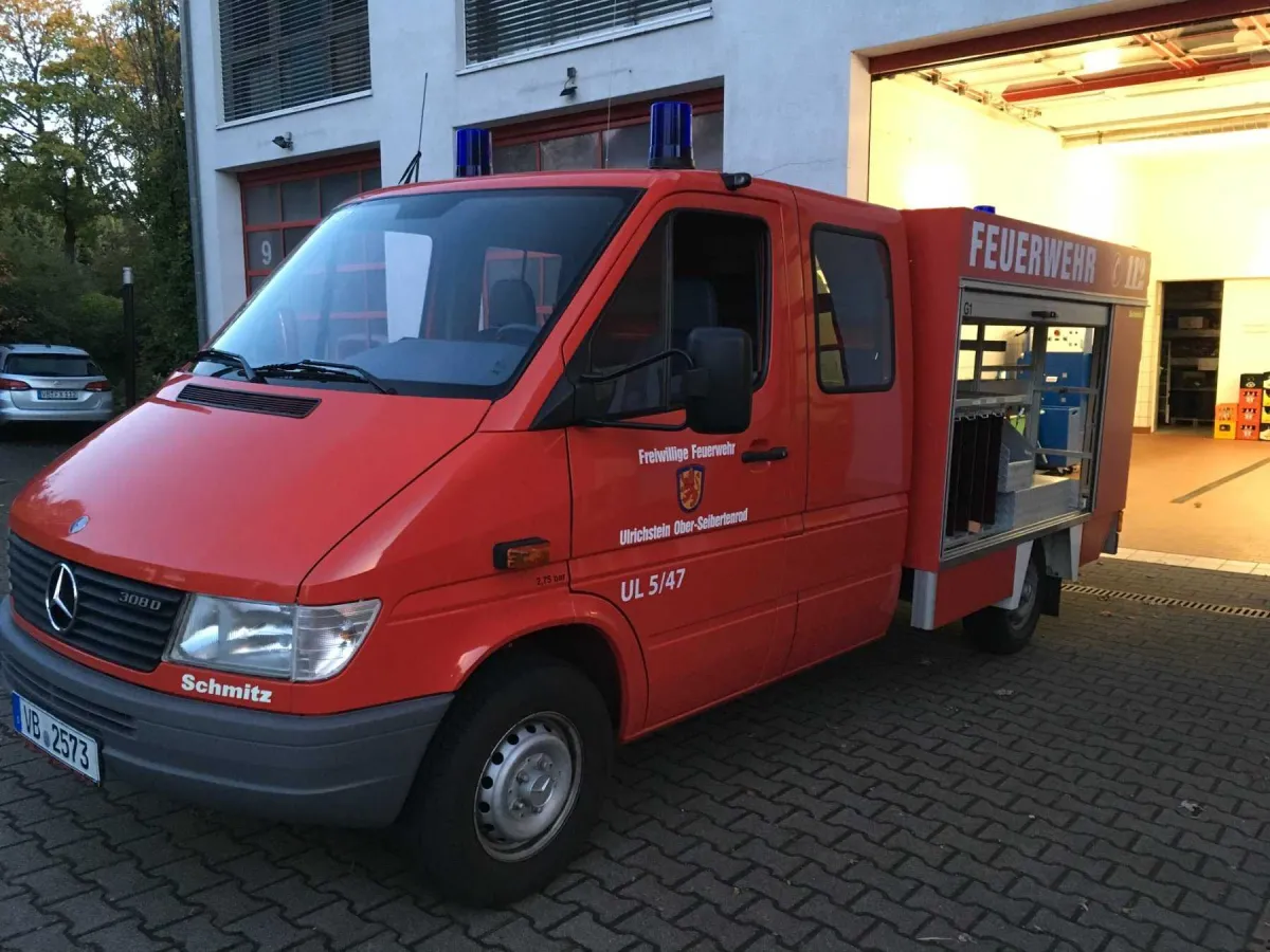 1 paloauto Mercedes-Benz 308 D