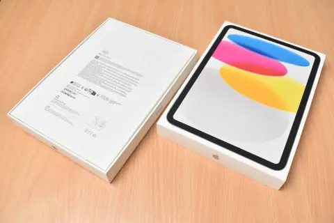 20 порожніх коробок Apple iPad 11-го покоління