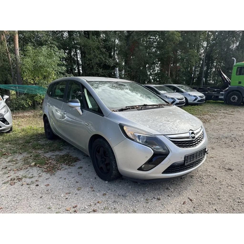 Opel Zafira Tourer(已退役)