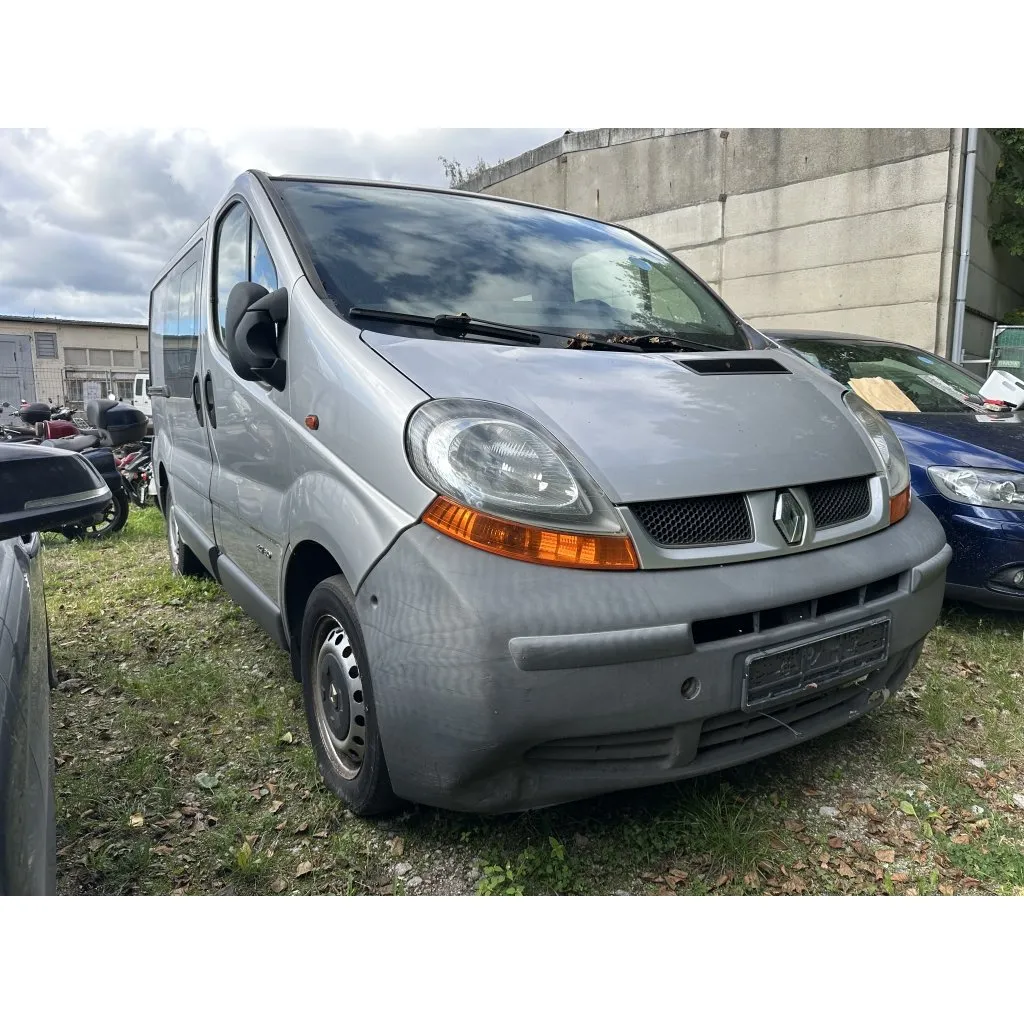 Renault Trafic (saisi)