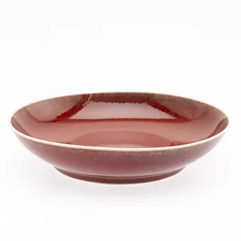 红釉浅碗，明宣德款，中国，20世纪。