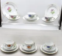 6套完整餐具，Meissen，剑标，"Bunte Blume"装饰，精细花卉绘画和金边，各为1级品