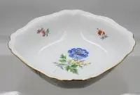 Skål, Meissen, sverdmerke, dekor «Bunte Blume», fin blomstermalning og gullkant, 1. valg, H 7 cm, D 24 cm
