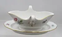 Sosieră, Meissen, marcă săbii încrucișate, decor „Bunte Blume“, pictură fină cu flori și margine aurită, calitatea I, Î-10 cm, L-26 cm