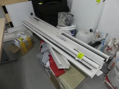 Konvolut af kabelkanaler